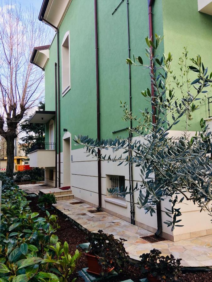 Residenza Elena Διαμέρισμα Ρίμινι Εξωτερικό φωτογραφία